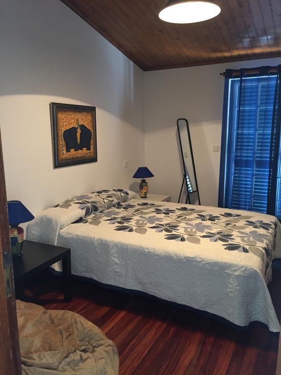Casinha Das Cortes Apartment วีลาโนวา เด เซอร์เวย์รา ภายนอก รูปภาพ
